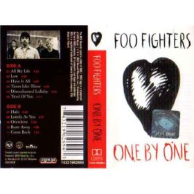 Foo Fighters - One By One (Kazetta)