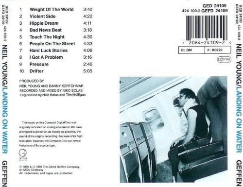 Neil Young - Landing On Water (CD)